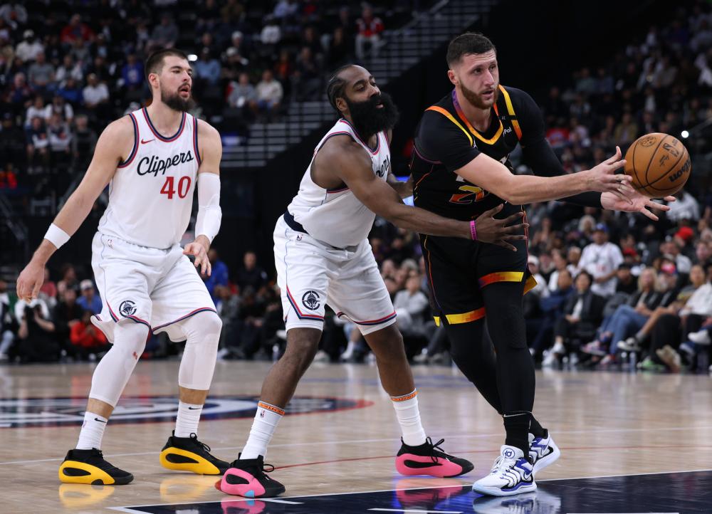 卢是快船的 卢是快船的