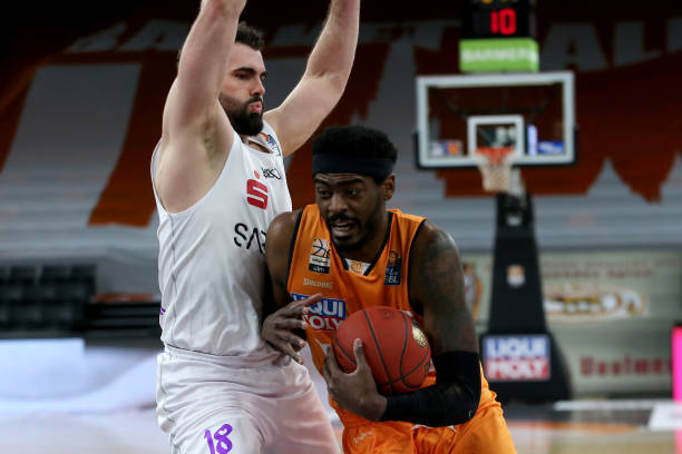 固了他们在 固了他们在